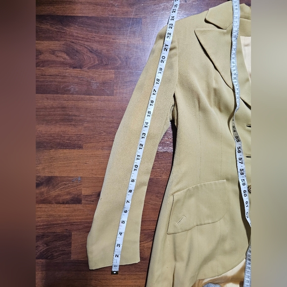 1940s ladies suit with pencil skirt - Picture 11 of 15